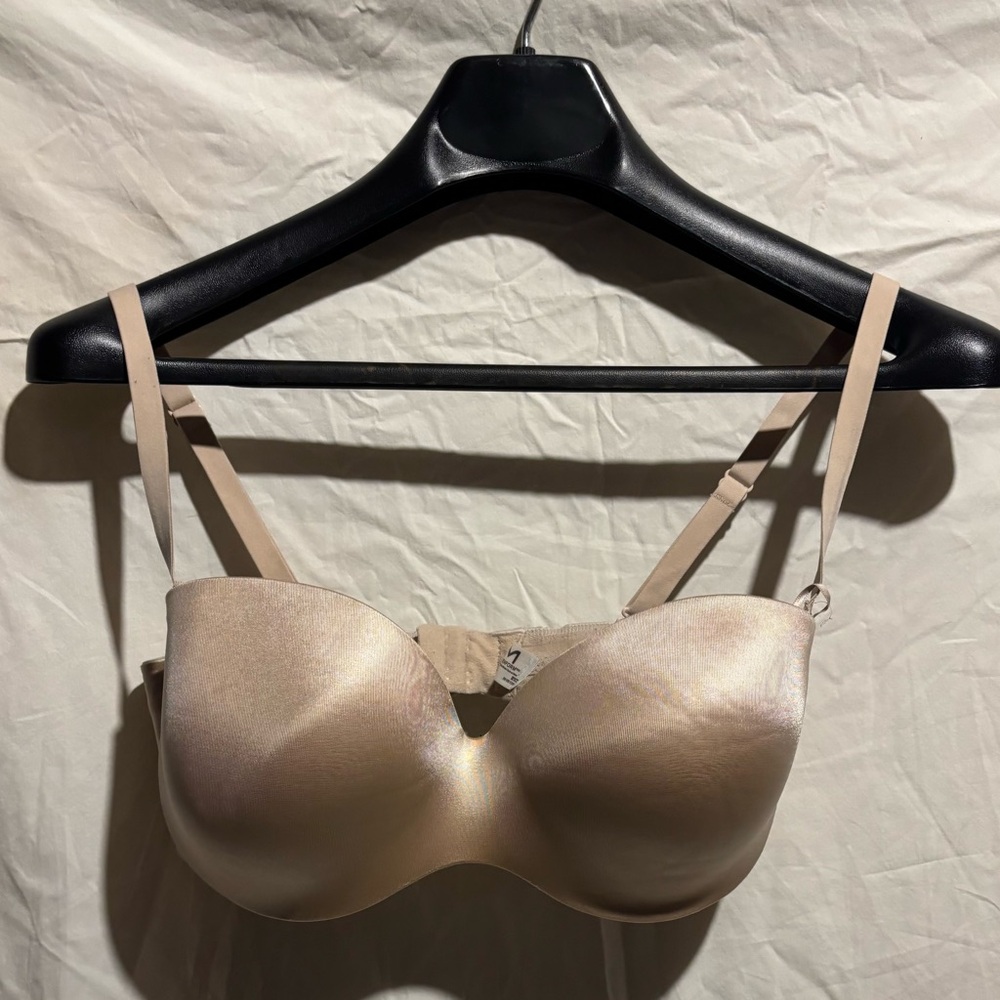 Maidenform Nude Convertible Strap Bra